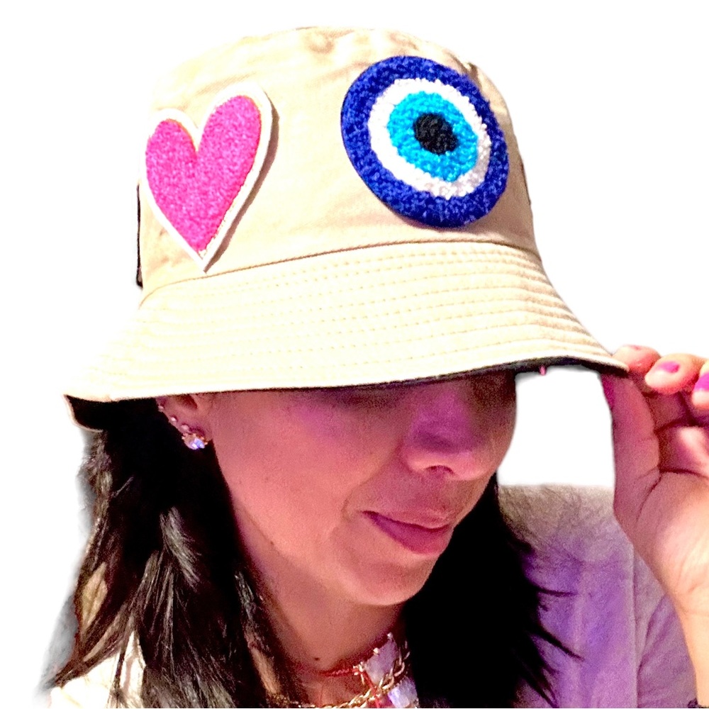 Bucket hat with all over patches